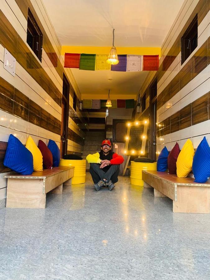 Nomads Hostel Tosh Экстерьер фото