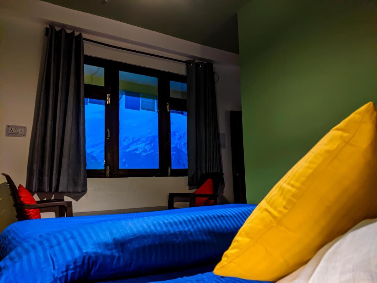 Nomads Hostel Tosh Экстерьер фото